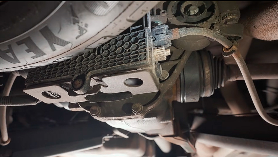 Замена электронного блока стояночного тормоза Mercedes V-class Mercedes Vito