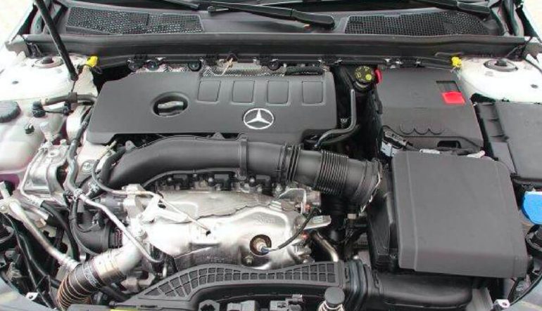 Дефект фазорегулятора M254: почему двигатель Mercedes C-Class W206 может заглохнуть на пробеге 30 000–61 000 км
